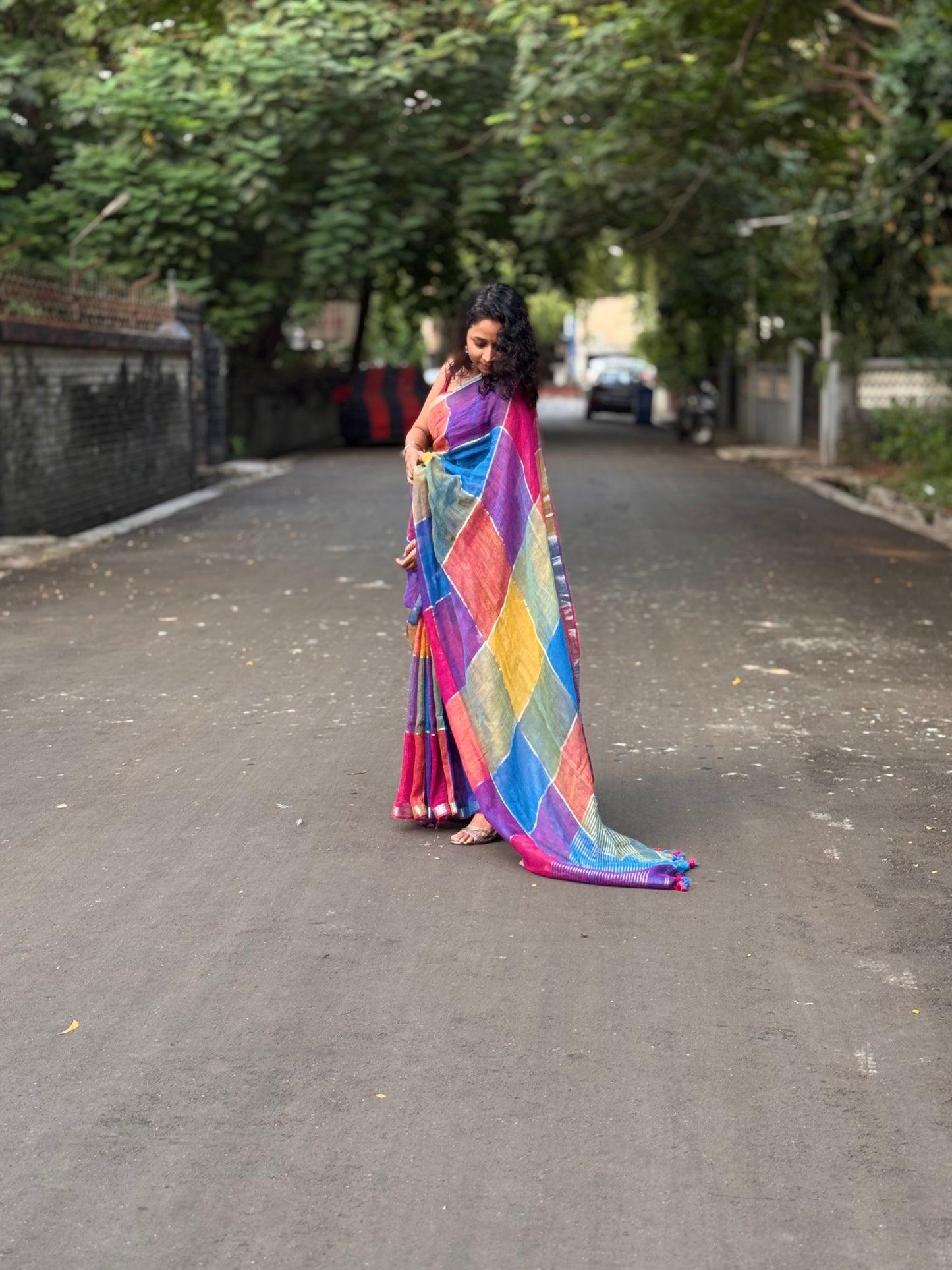 Multi Colour Linen Zari Saree