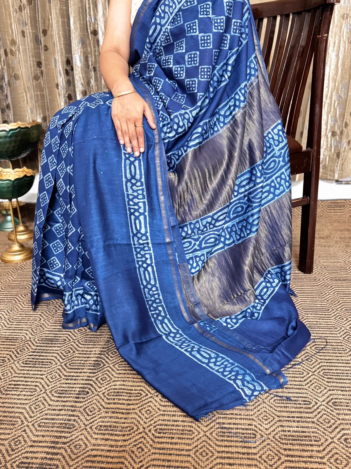 Indigo Maheshwari Silk Cotton Zari Saree