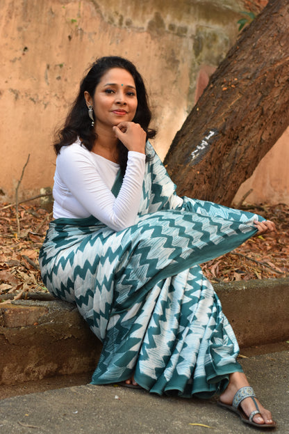 Green and White Modal Silk Saree