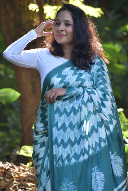 Green and White Modal Silk Saree
