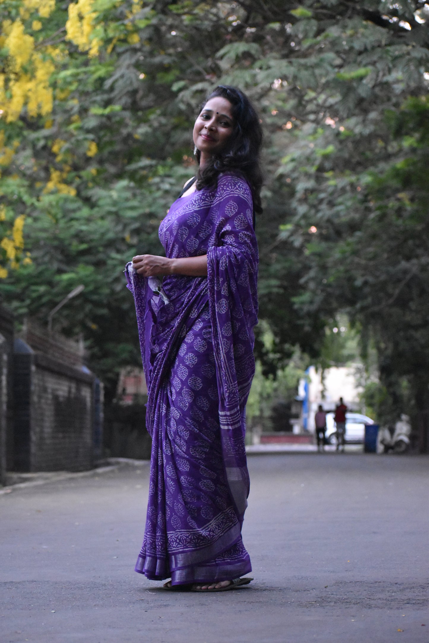 Purple Linen Cotton Zari Saree