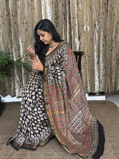 Black Maheshwari Cotton Zari Saree