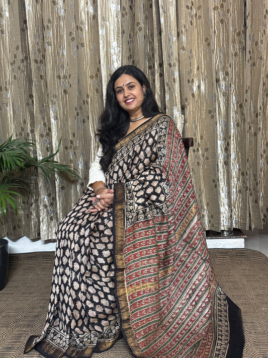 Black Maheshwari Cotton Zari Saree