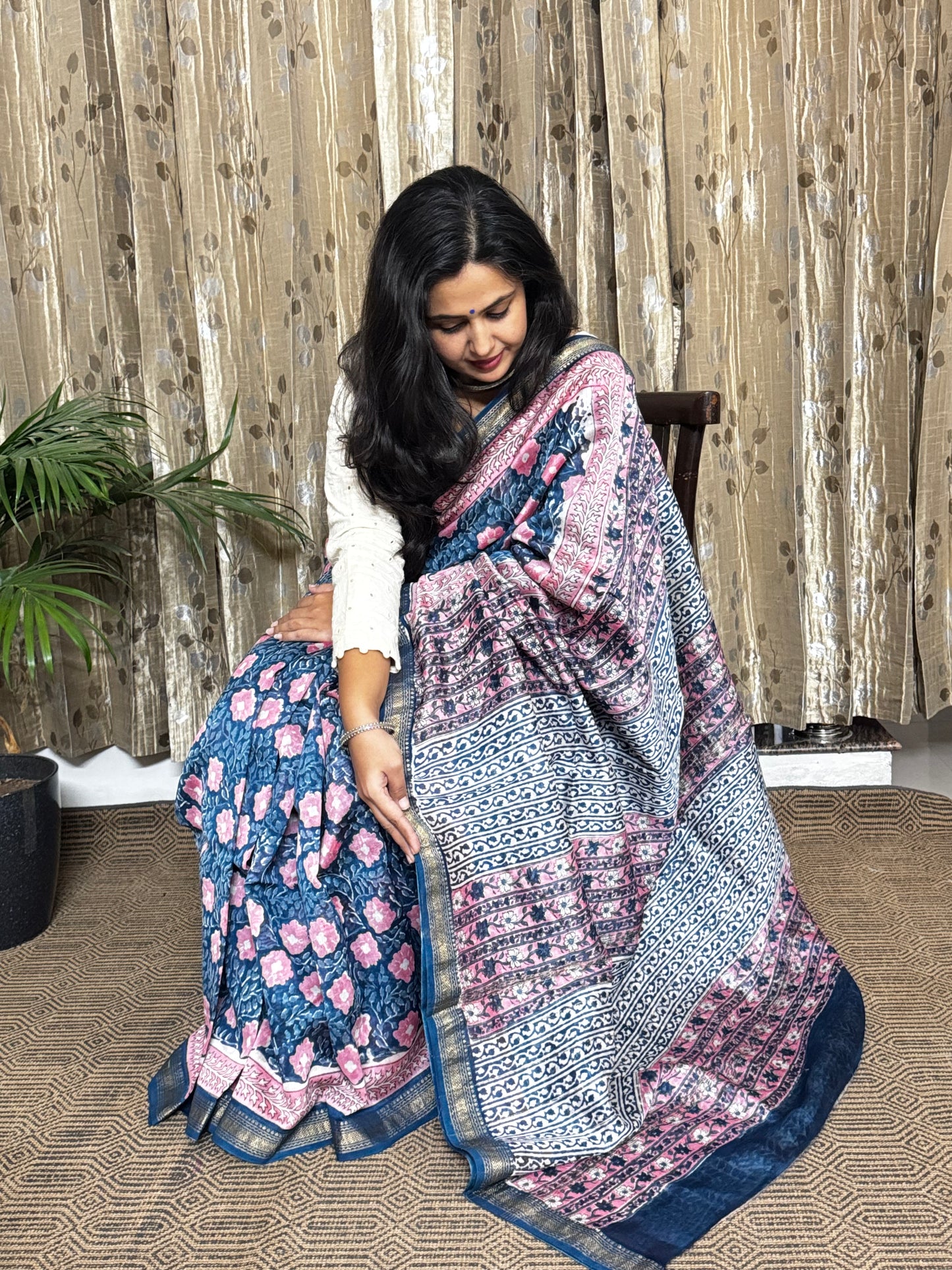 Blue and Pink Maheshwari Cotton Zari Saree