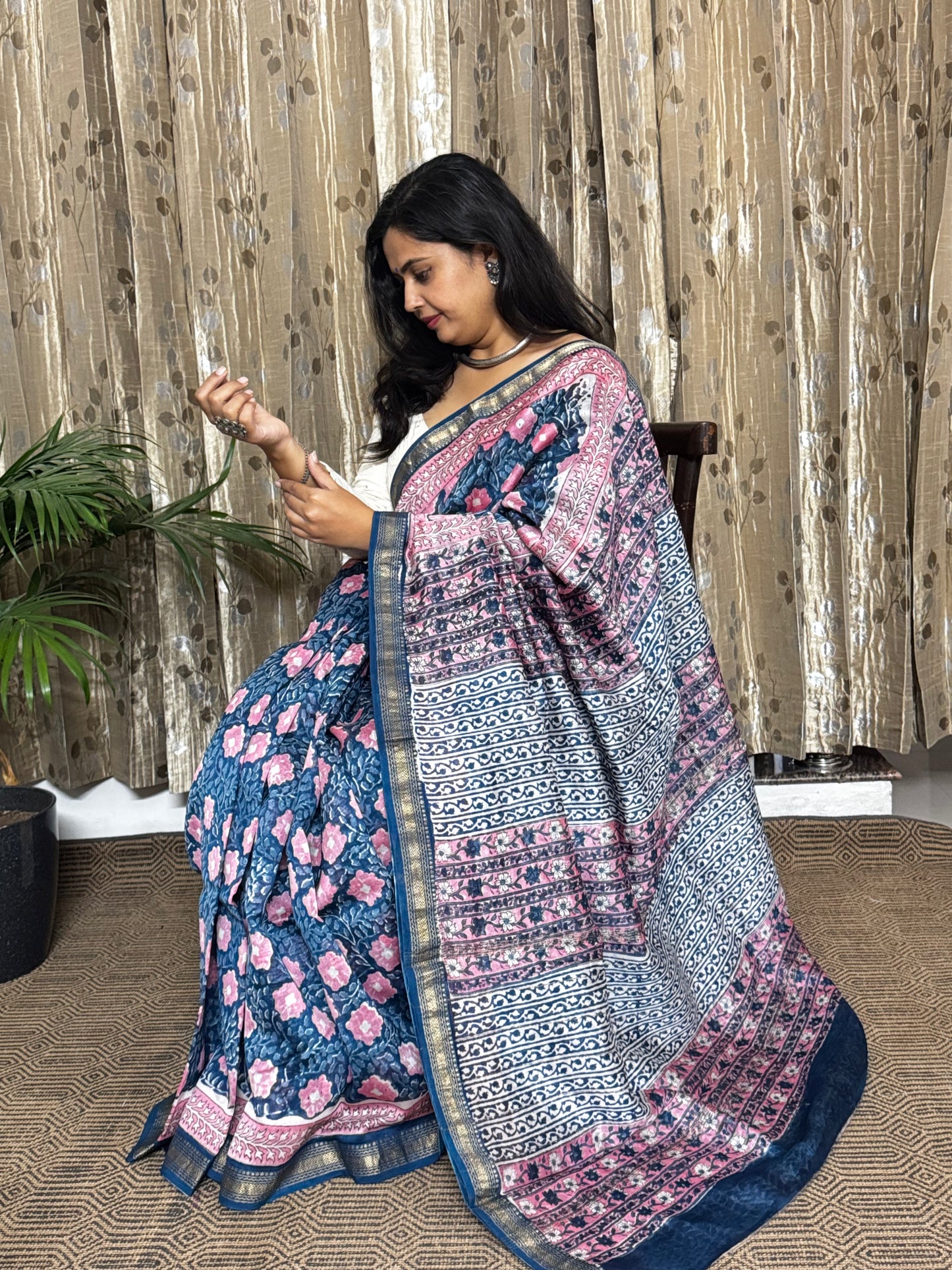 Blue and Pink Maheshwari Cotton Zari Saree