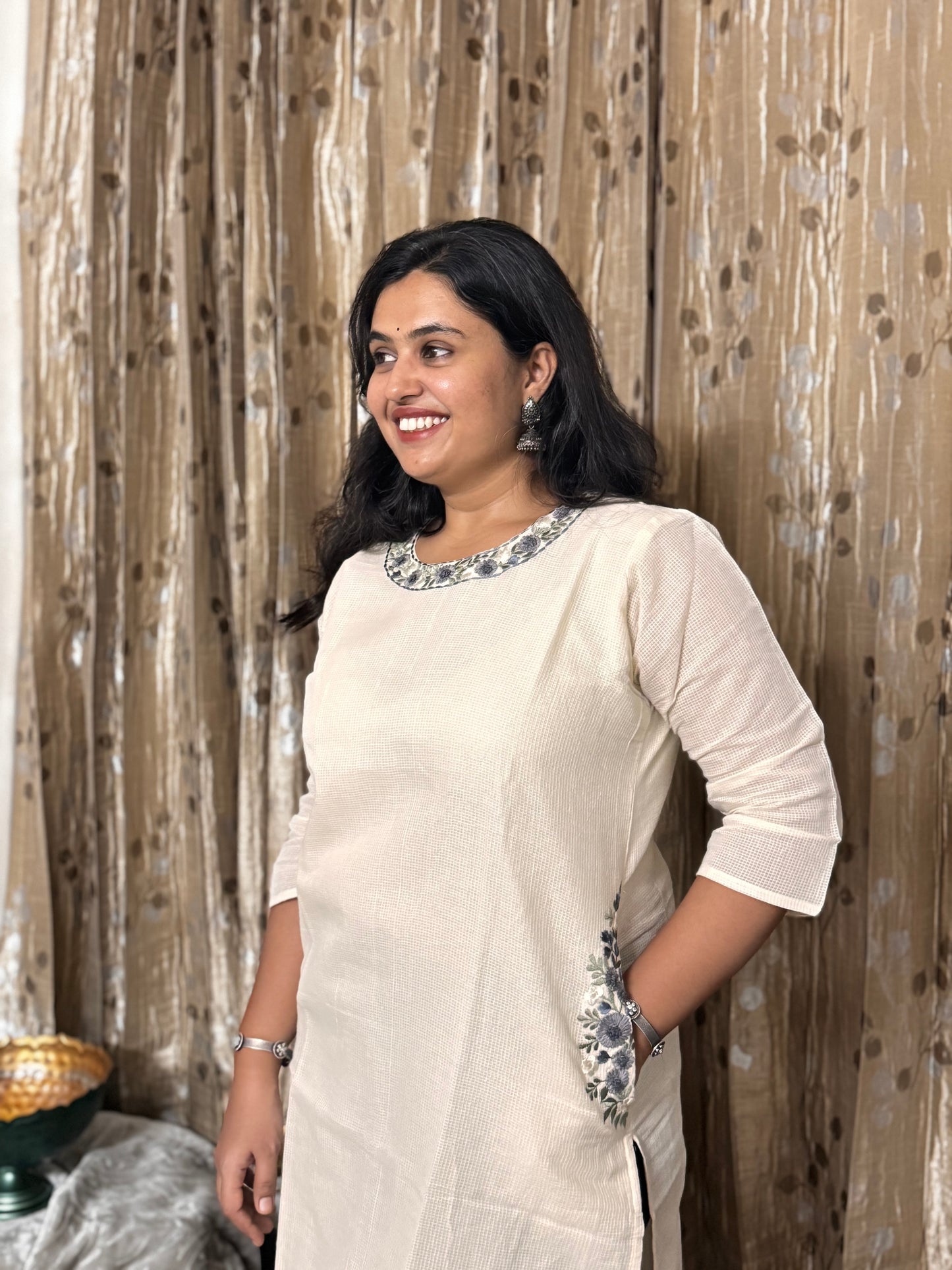 Off White Khadi Cotton Embroidery Kurta