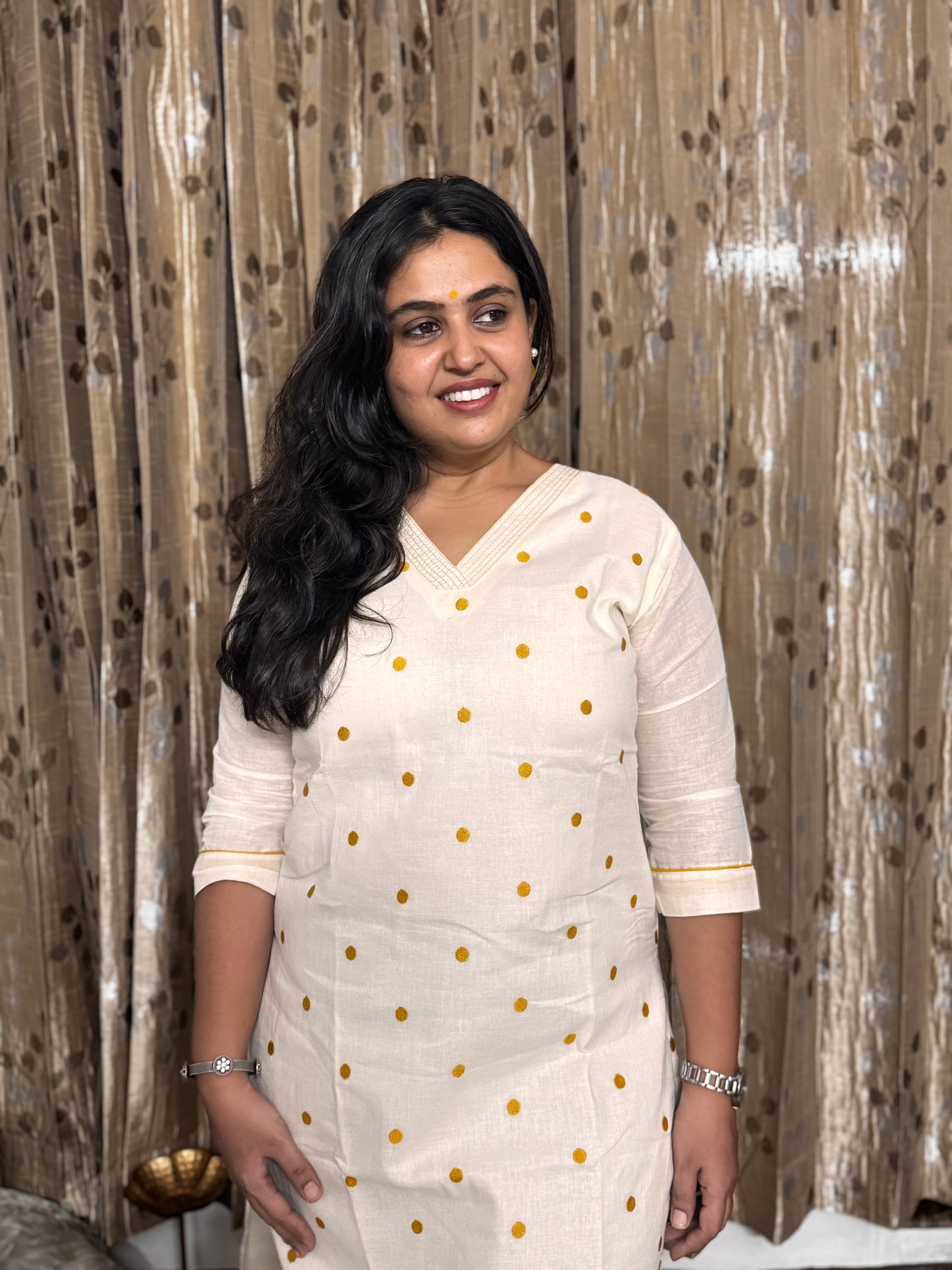 Off White Khadi Cotton Embroidery Kurta