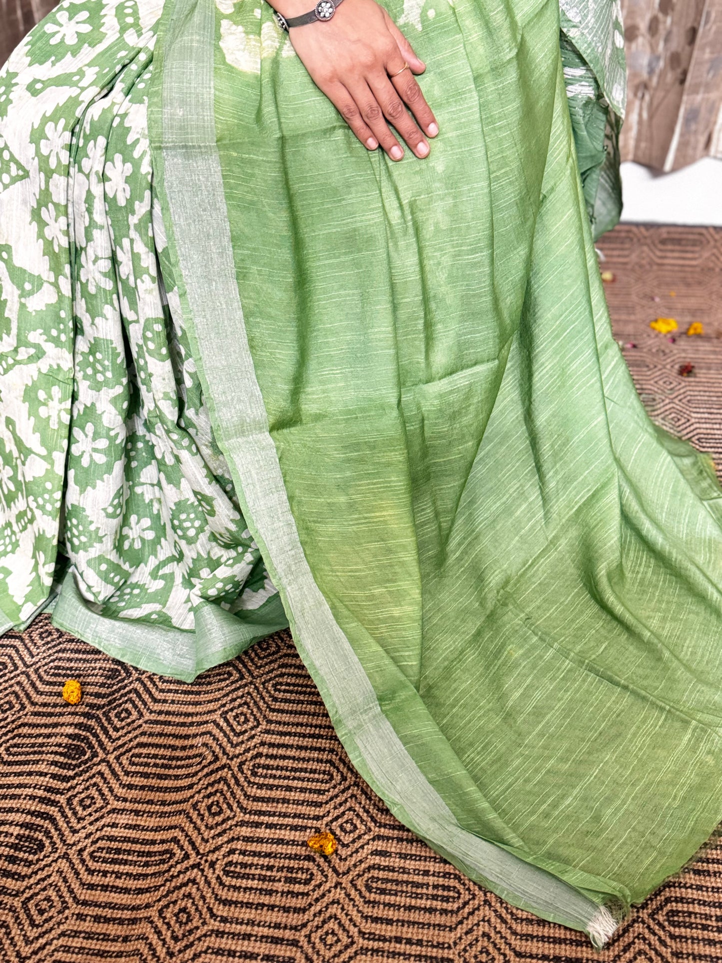 Pista Green Linen Cotton Zari Saree