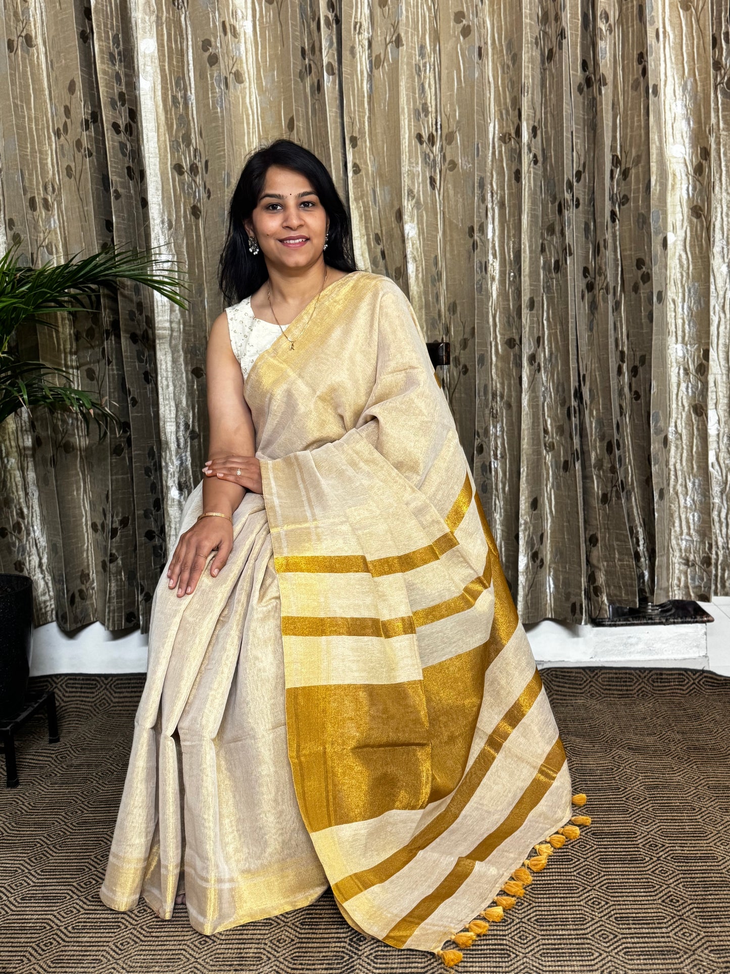 Ivory Tissue Linen Saree