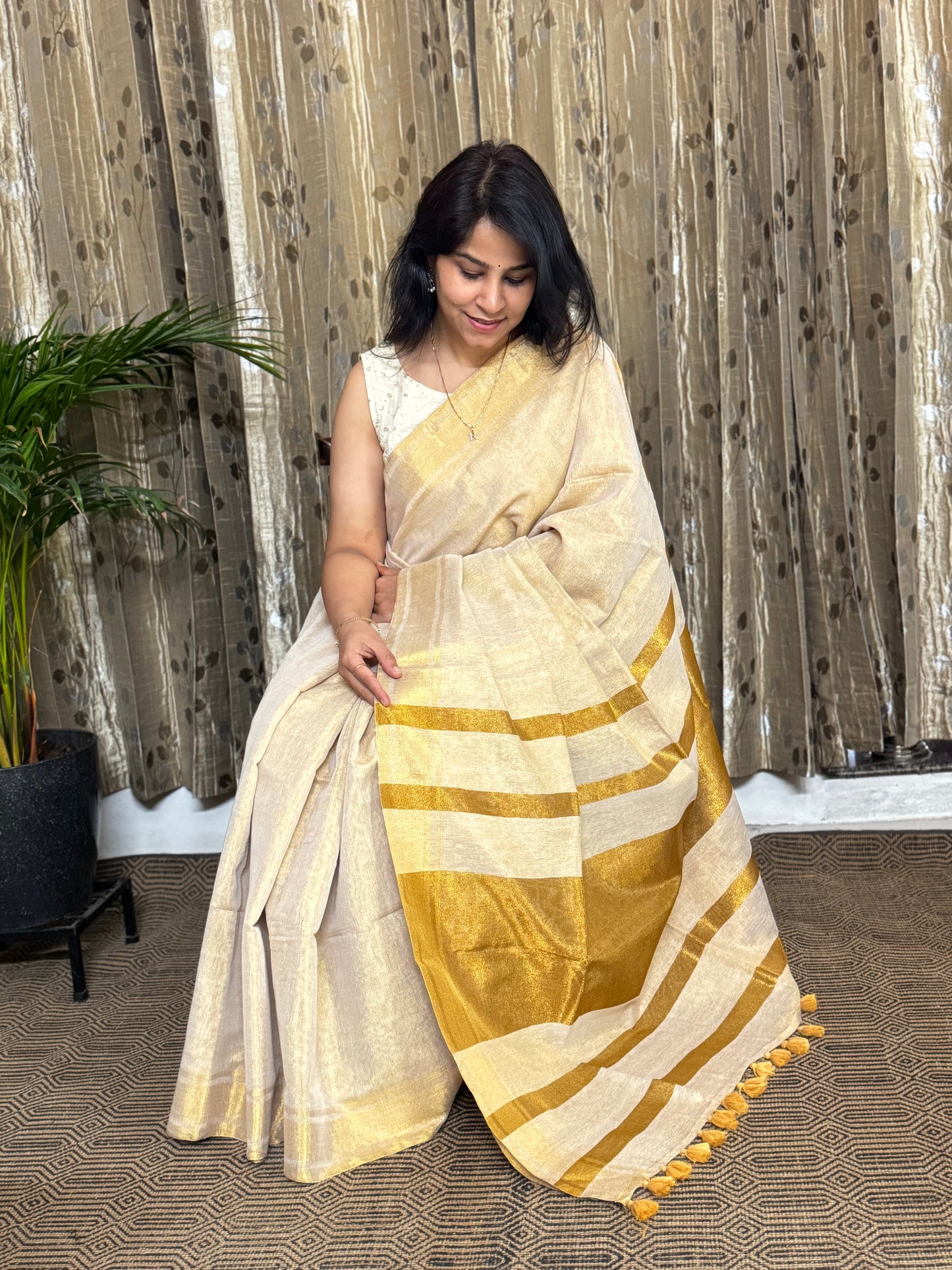 Ivory Tissue Linen Saree