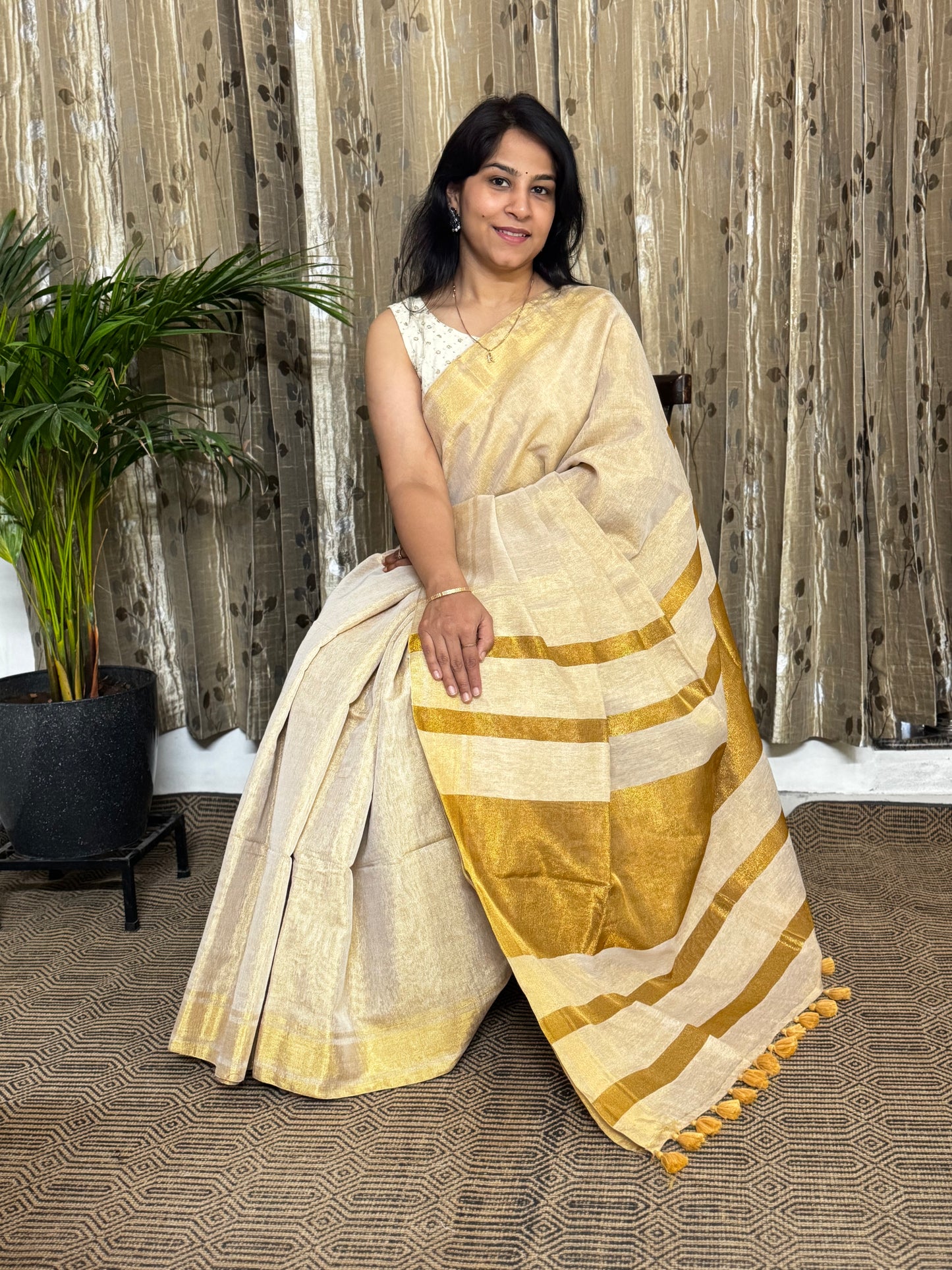 Ivory Tissue Linen Saree