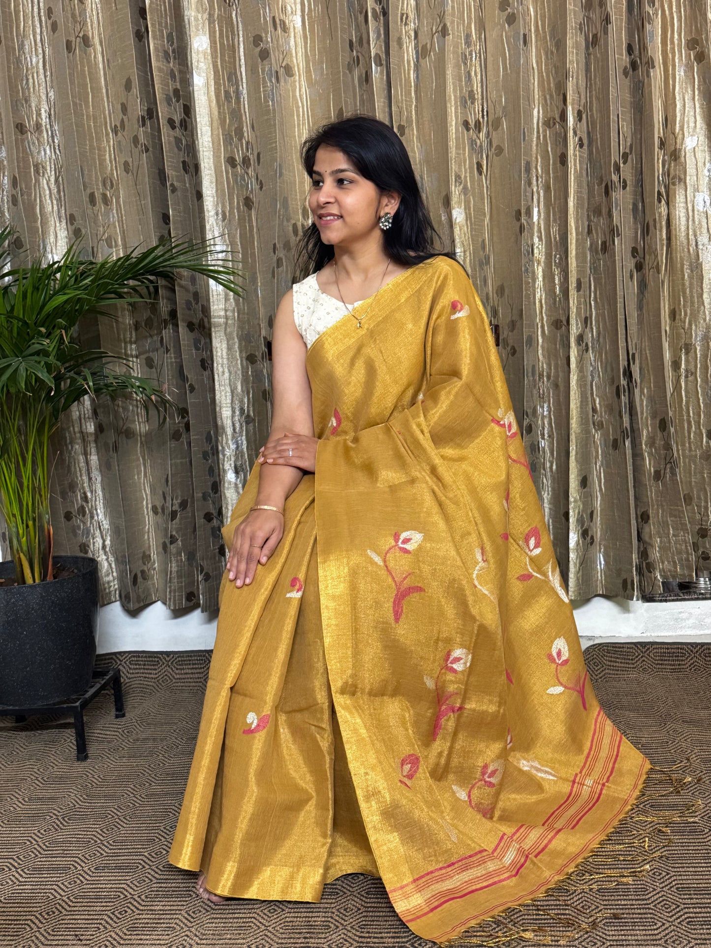 Golden Tissue Linen Jamdani Zari Saree