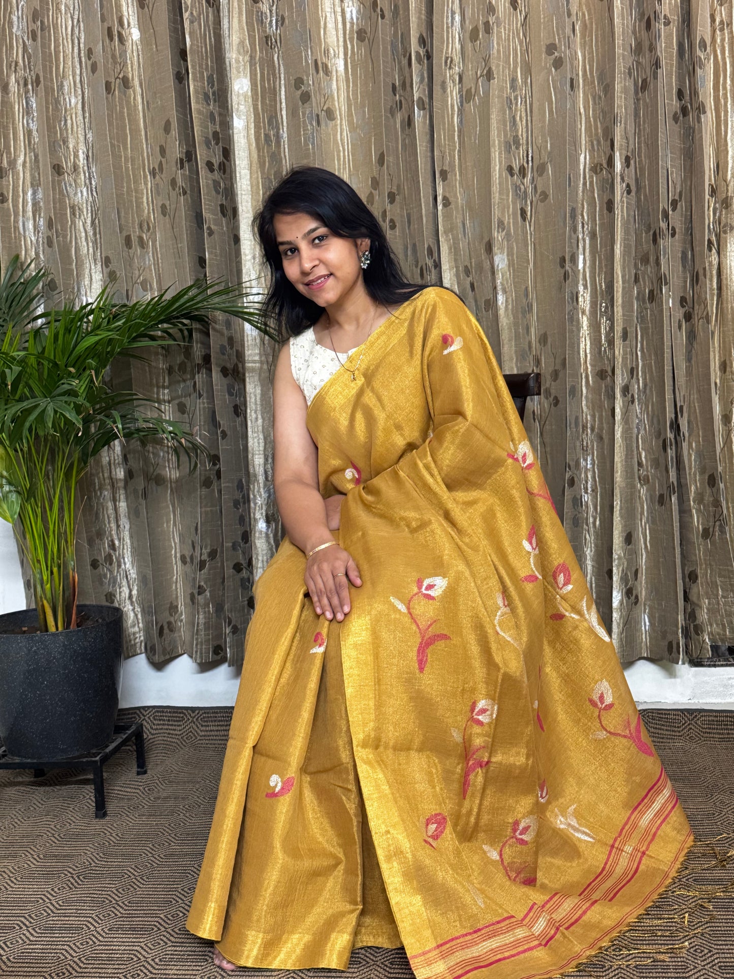 Golden Tissue Linen Jamdani Zari Saree