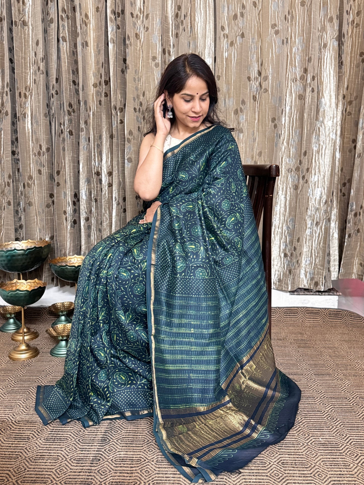 Deep Green Maheshwari Silk Cotton Zari Saree