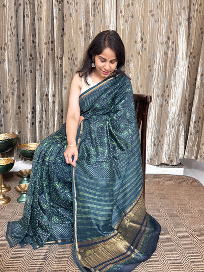 Deep Green Maheshwari Silk Cotton Zari Saree