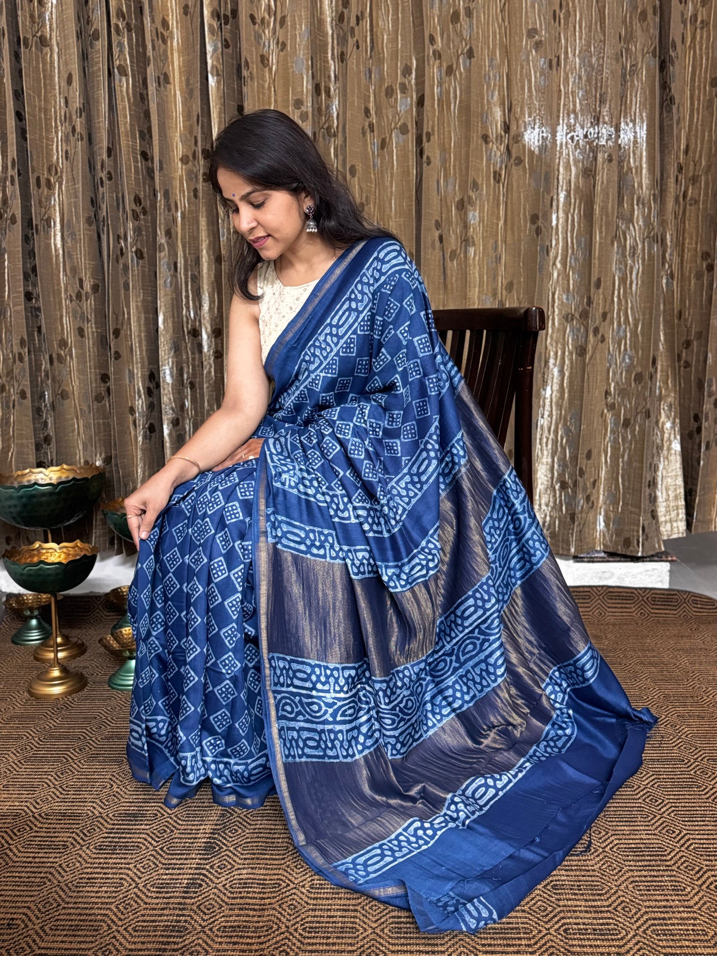 Indigo Maheshwari Silk Cotton Zari Saree