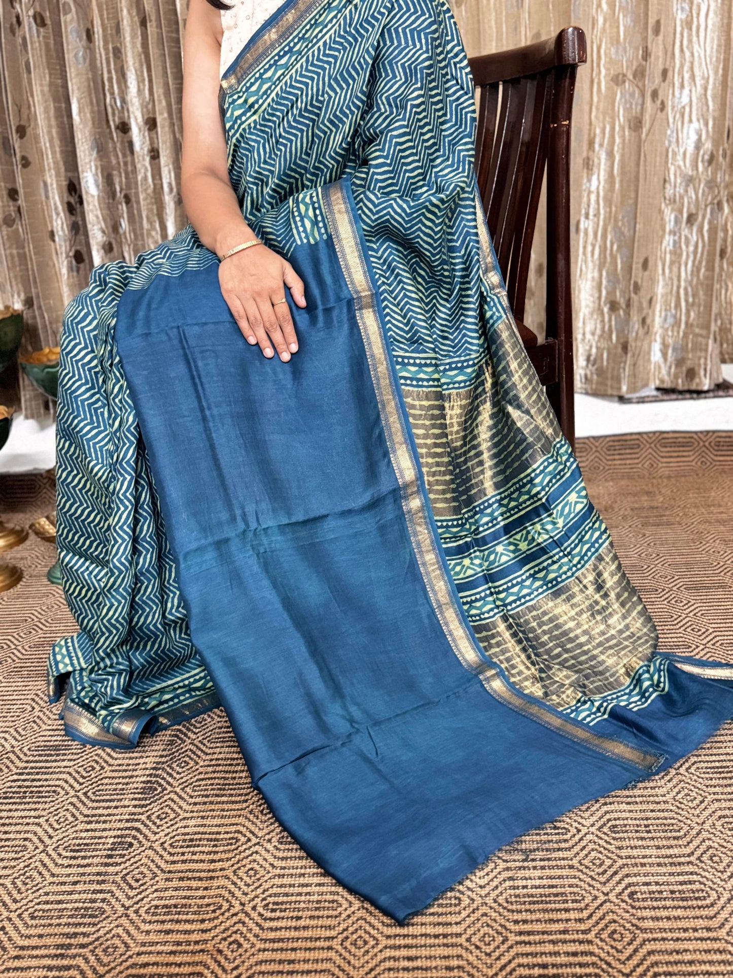 Blue-Green Maheshwari Silk Cotton Zari Saree