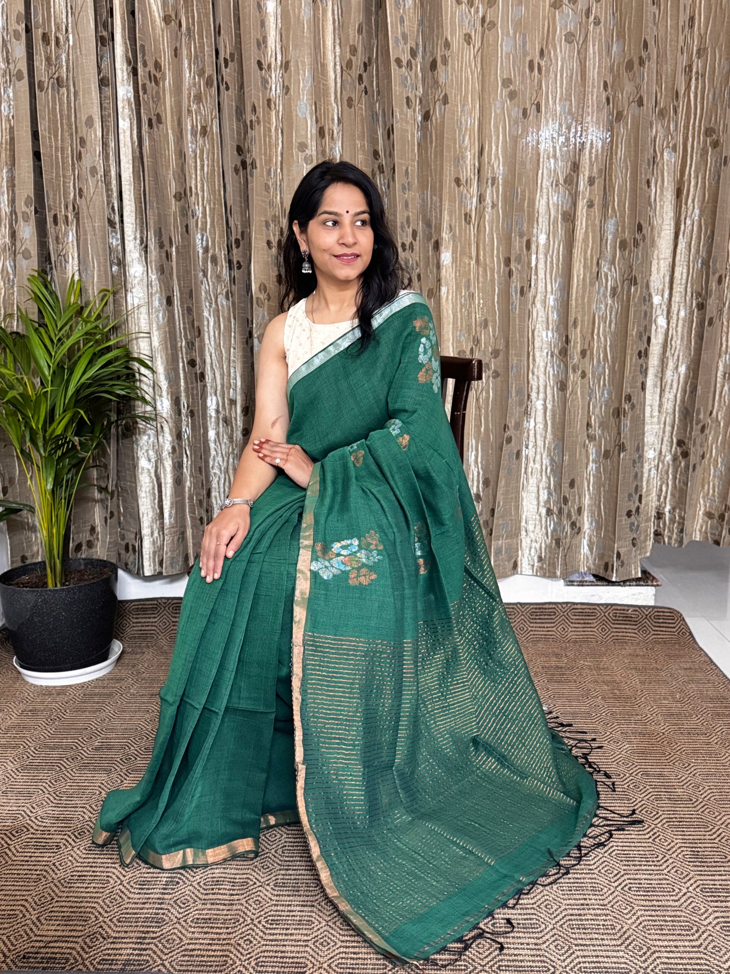 Green Linen Zari Jamdani Saree