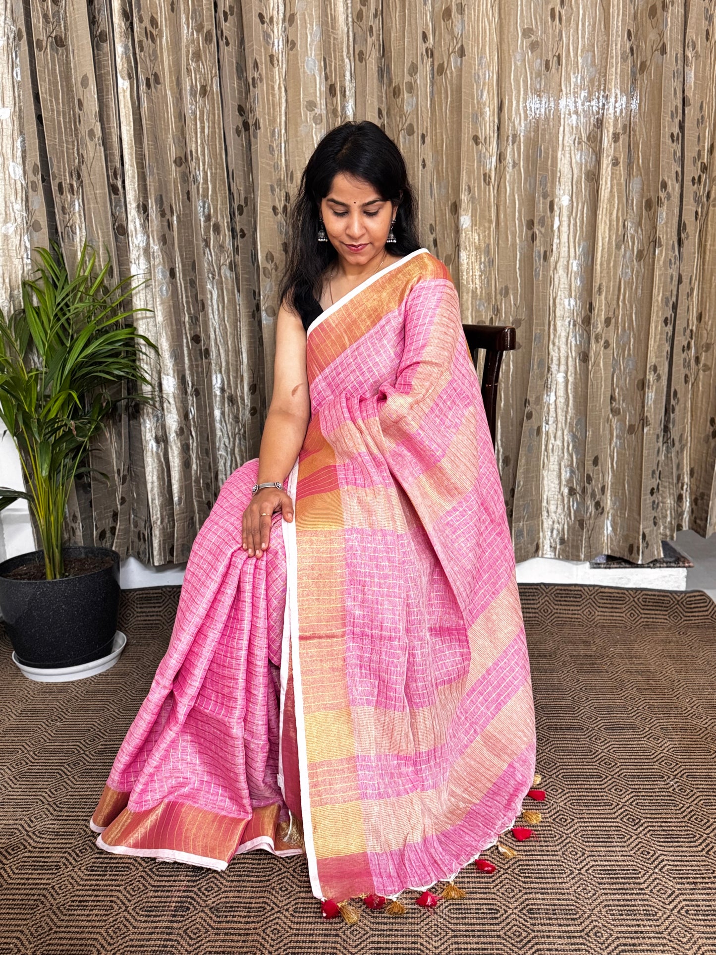 Pink Checked Linen Zari Jamdani Saree