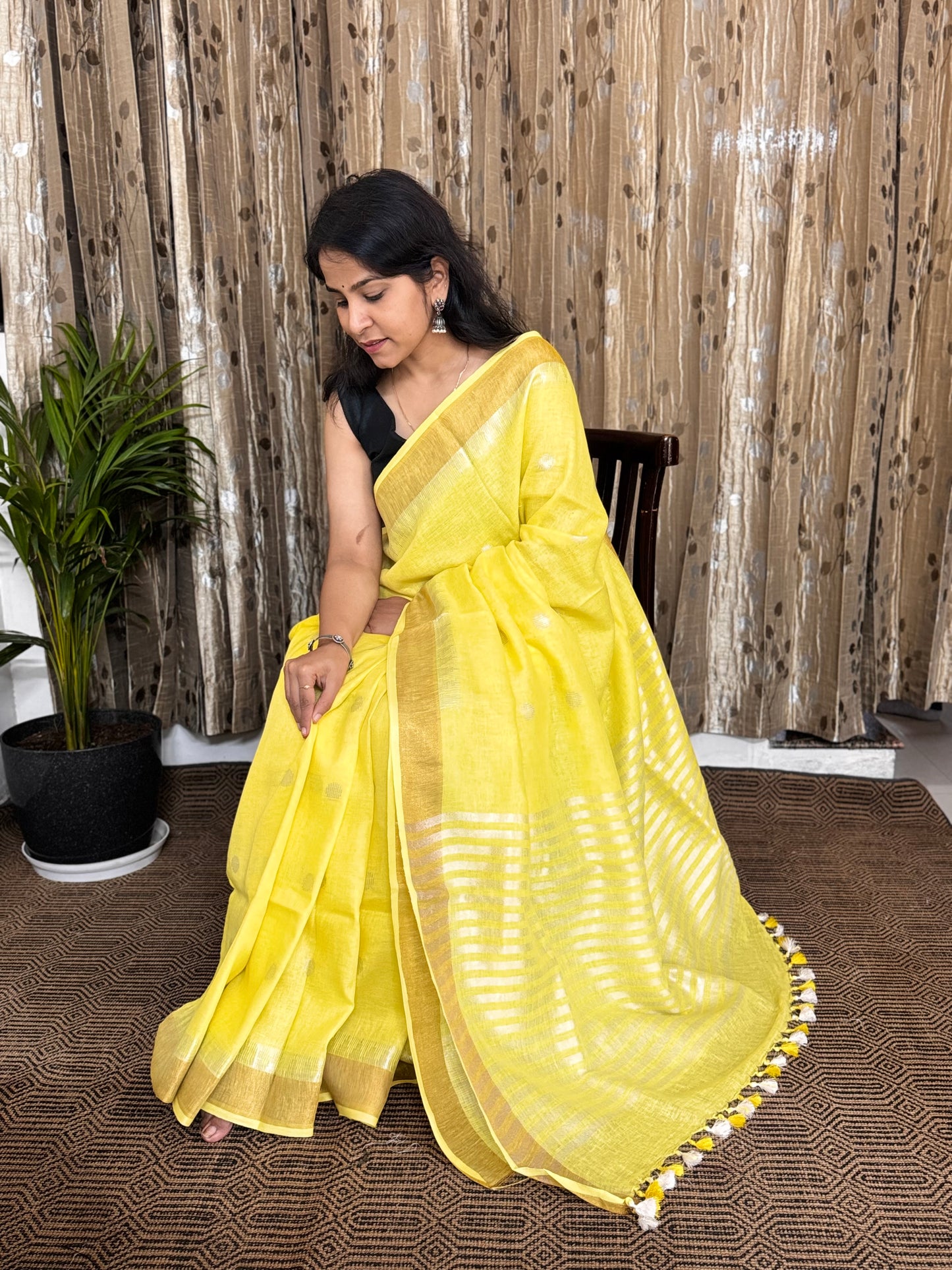 Lemon Yellow Linen Zari Buta Saree