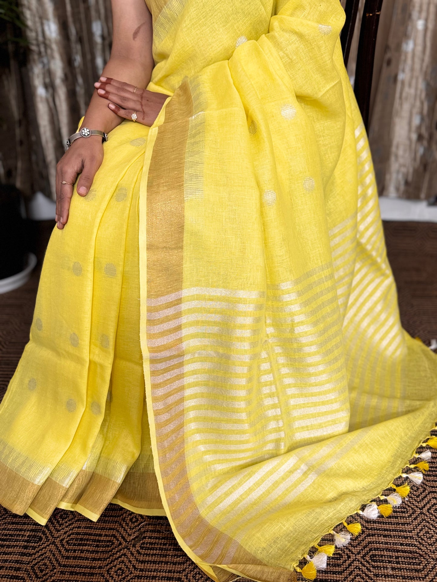 Lemon Yellow Linen Zari Buta Saree