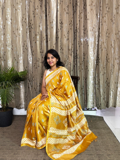 Yellow Maheshwari Silk Zari Saree