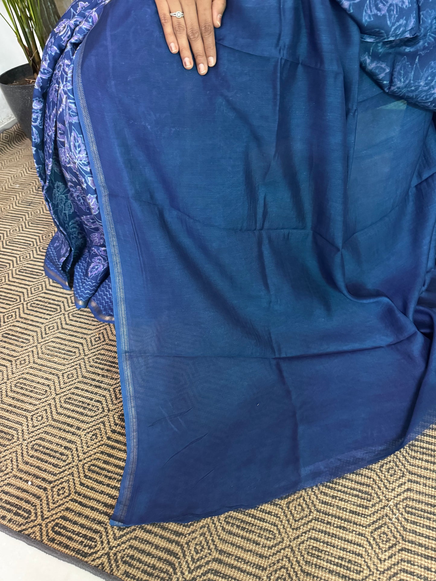 Blue Maheshwari Silk Zari Saree