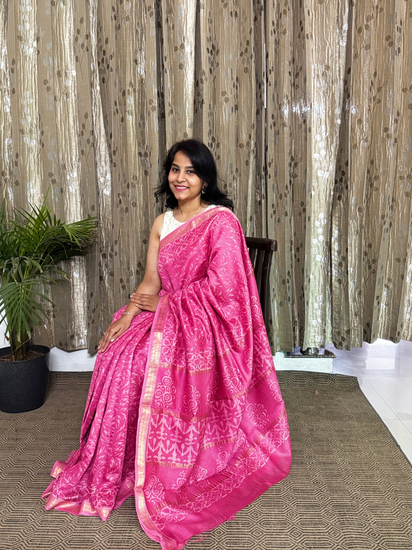 Pink Maheshwari Silk Cotton Zari Saree