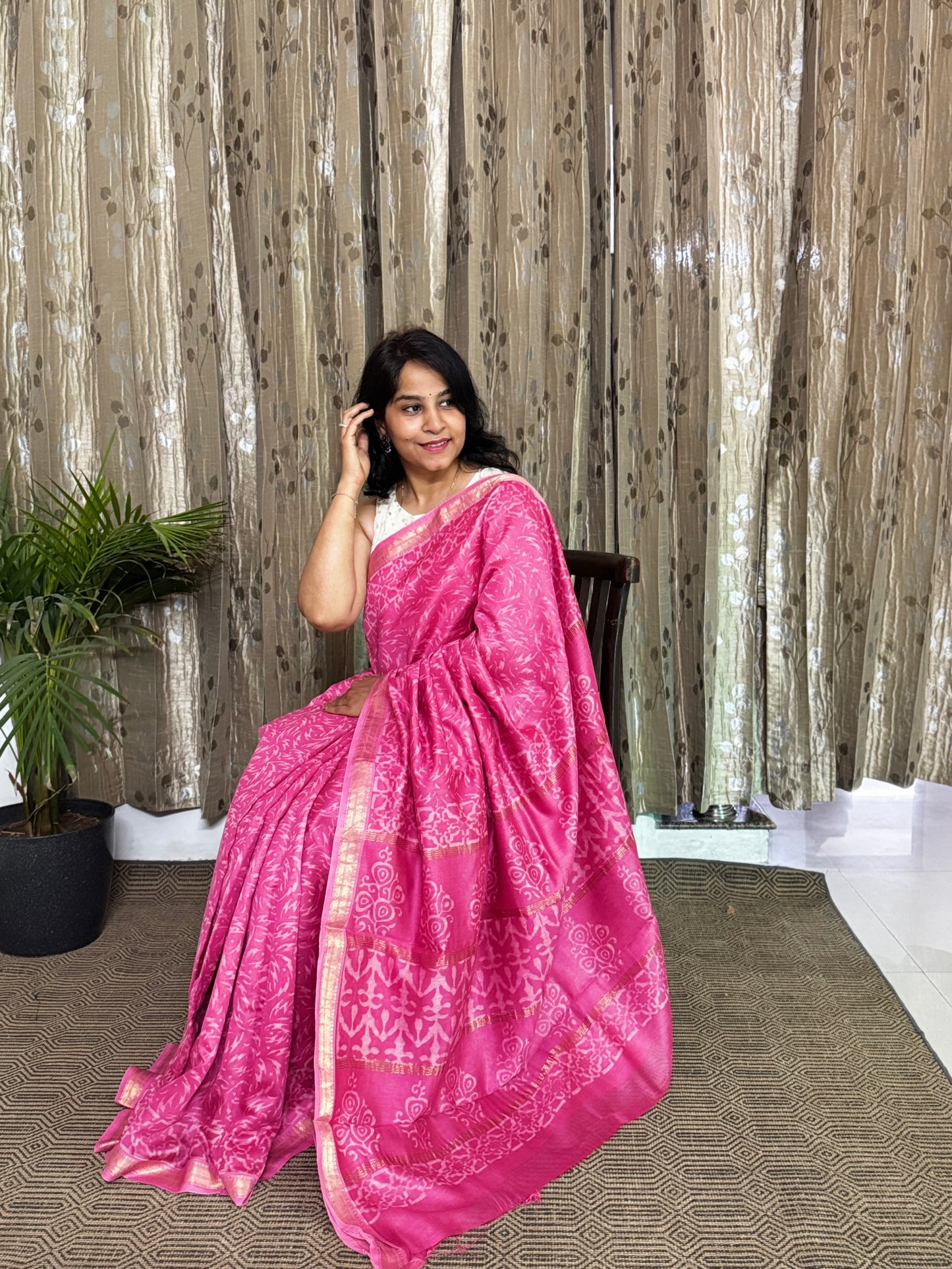 Pink Maheshwari Silk Cotton Zari Saree