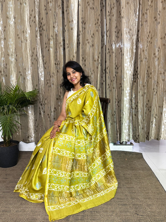 Lime Green Maheshwari Silk Cotton Zari Saree