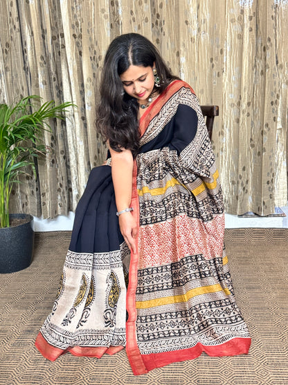 Black Maheshwari Cotton Zari Saree