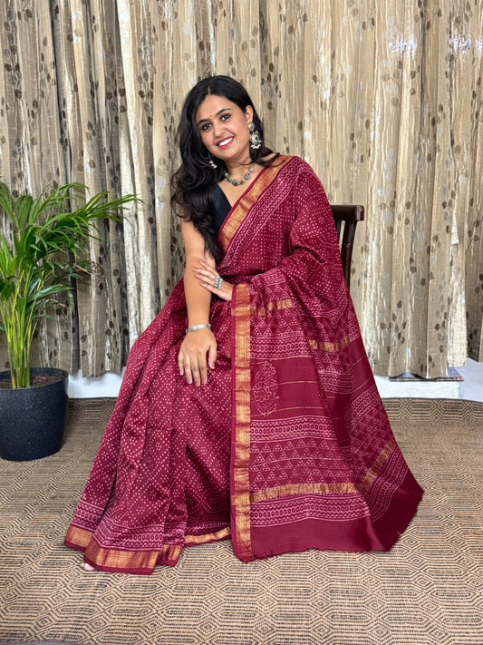 Deep Red Maheshwari Cotton Zari Saree