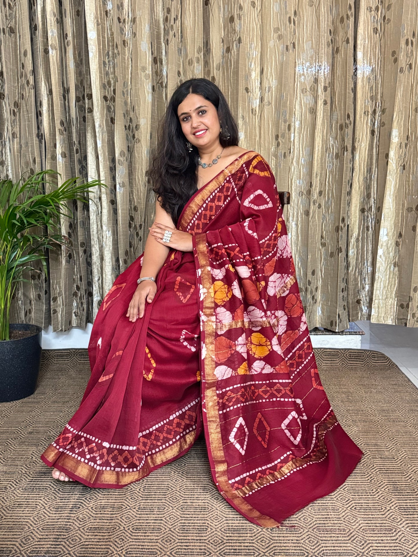 Red Maheshwari Cotton Zari Saree