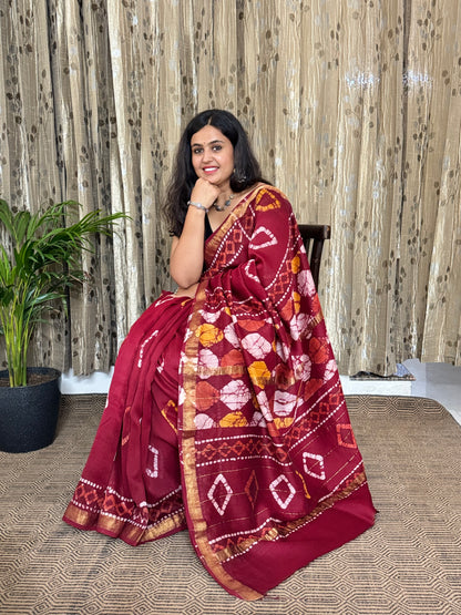 Red Maheshwari Cotton Zari Saree