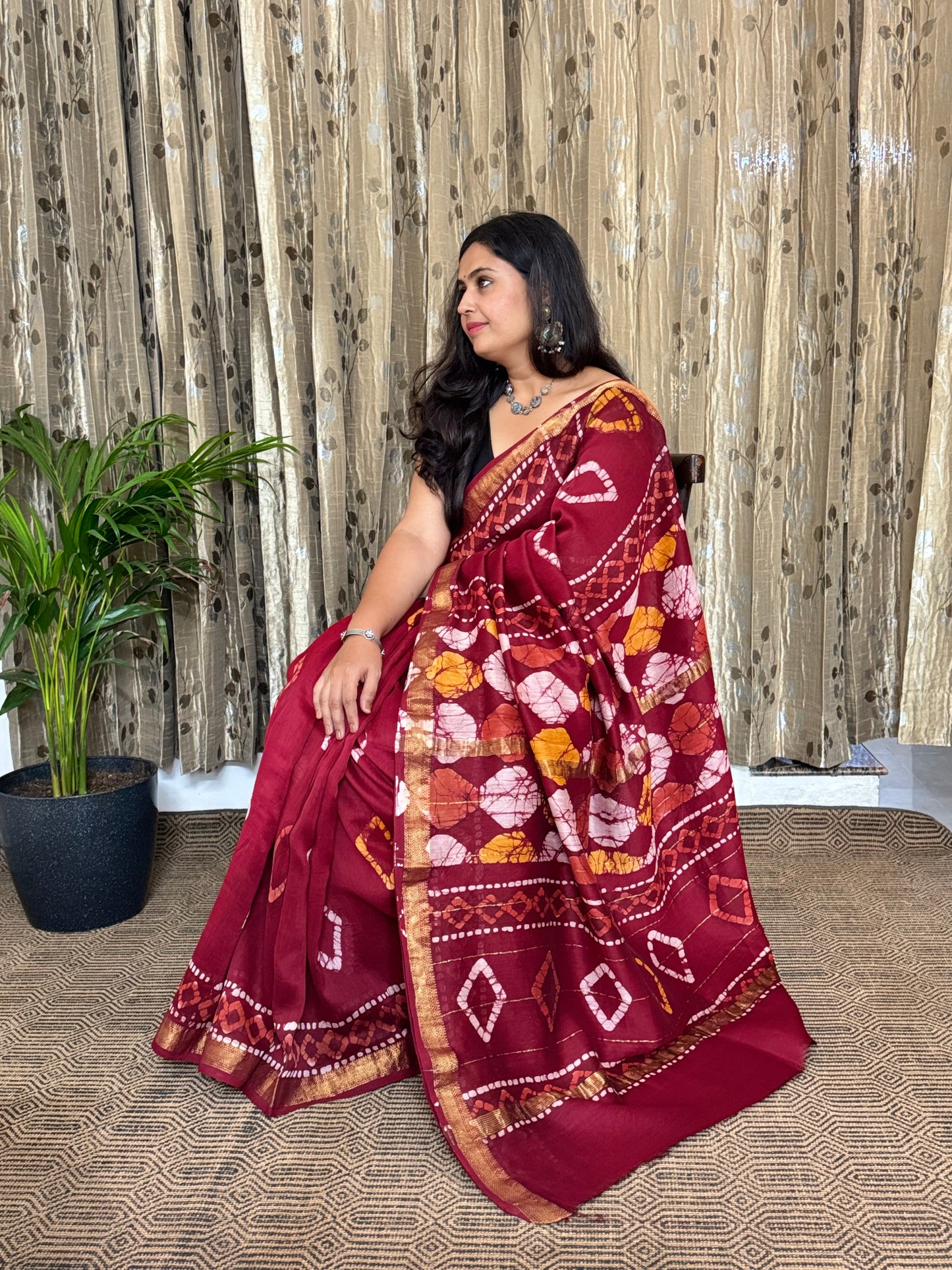 Red Maheshwari Cotton Zari Saree