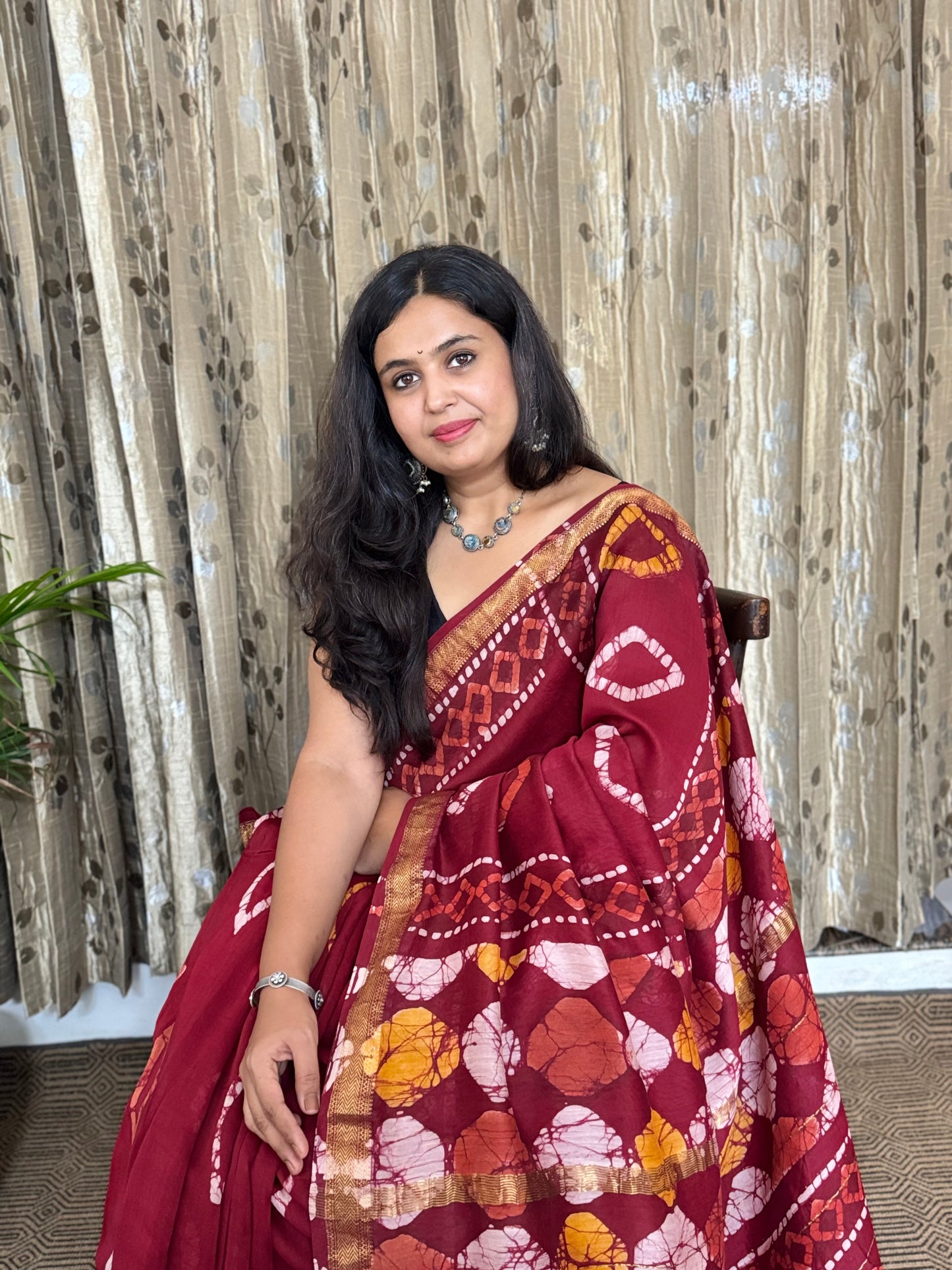 Red Maheshwari Cotton Zari Saree
