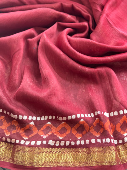 Red Maheshwari Cotton Zari Saree